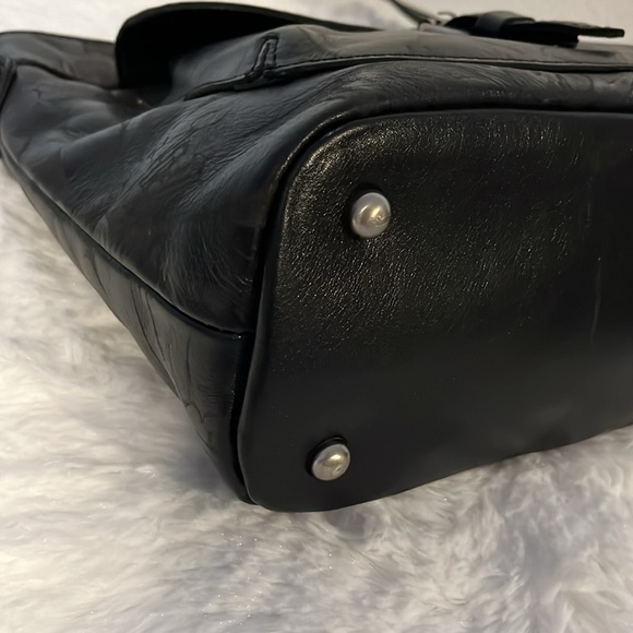 Patricia Nash large embossed leather crossbody purse - Picture 9 of 10